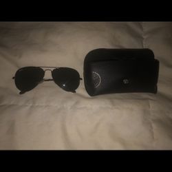 RayBan Men’s Aviator Sunglasses 😎 