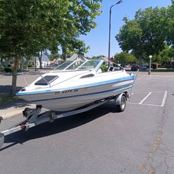 Capri Bayliner 
