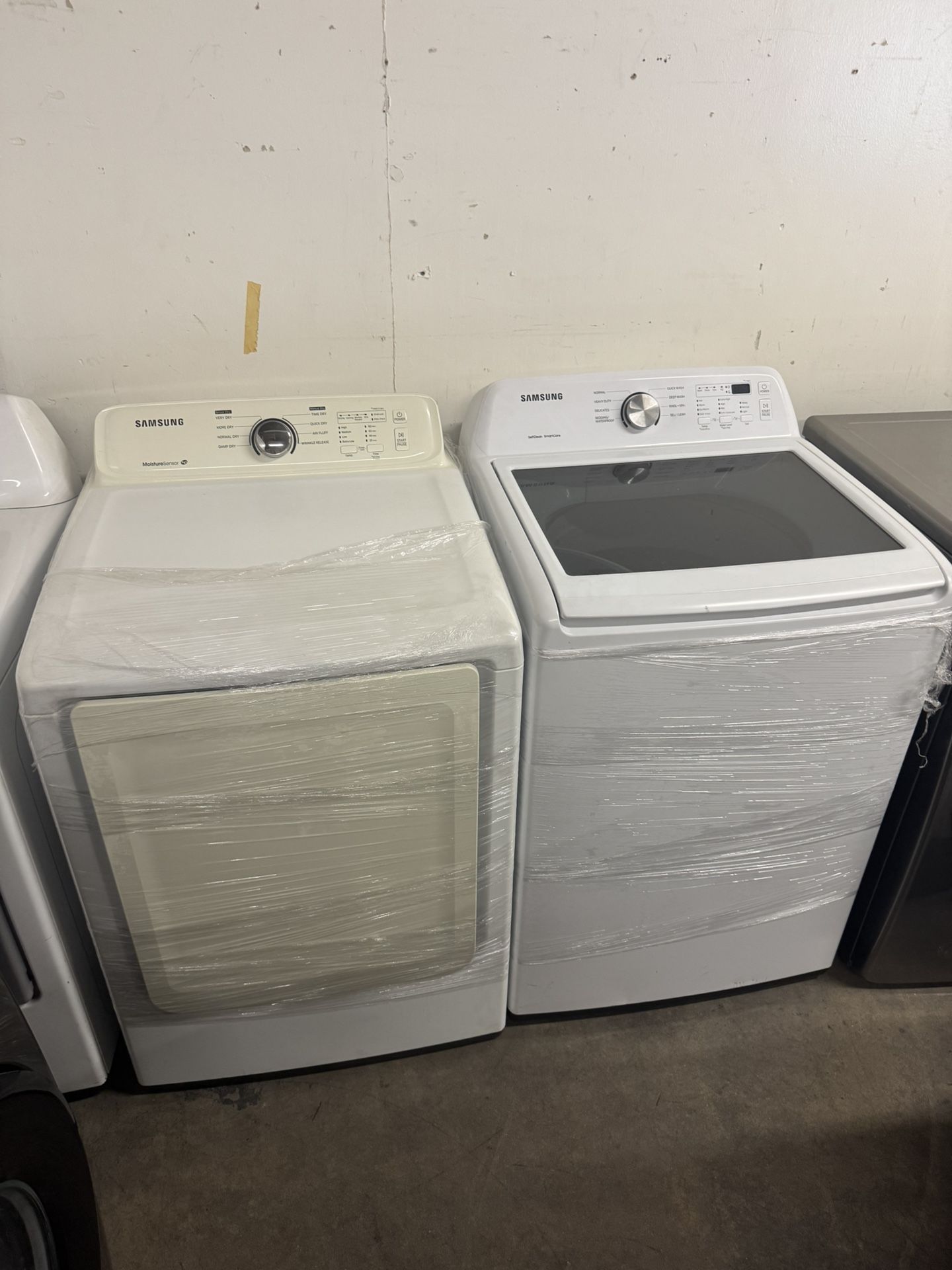 Washer And Dryer 