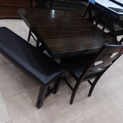 *Summer Sale Event*---Kelly Classic Wood Dining Table Sets W/4 Chairs And Bench---Delivery And Financing🫡