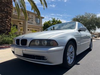 2002 BMW 525i