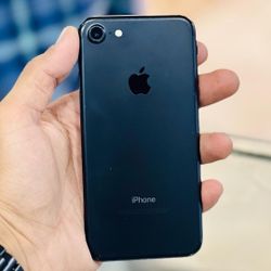 iPhone 7 Unlocked With Warranty 