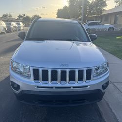 Jeep Compass 2011  137 Milla 