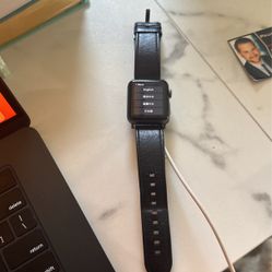 Apple Watch With Leather Band 