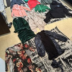 Women’s long sleeve bundle of clothing, size medium dresses, cardigans sweatshirts, blazer