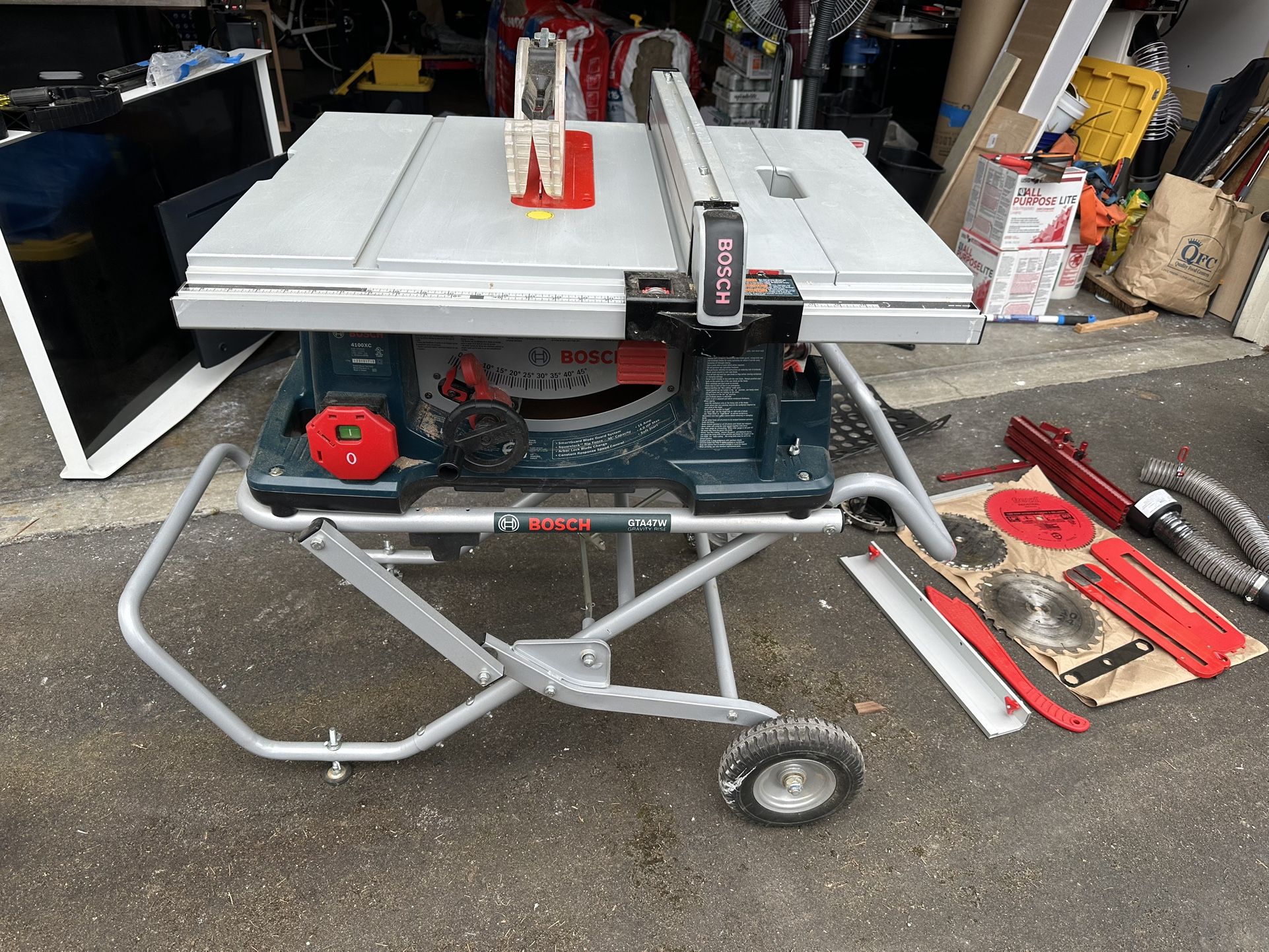 Bosch Table Saw 4100XC10 And Accessories