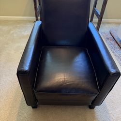 Free. 2 recliners