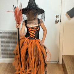 witch costume for Halloween ( Size 7-8 Year Old) For Kids