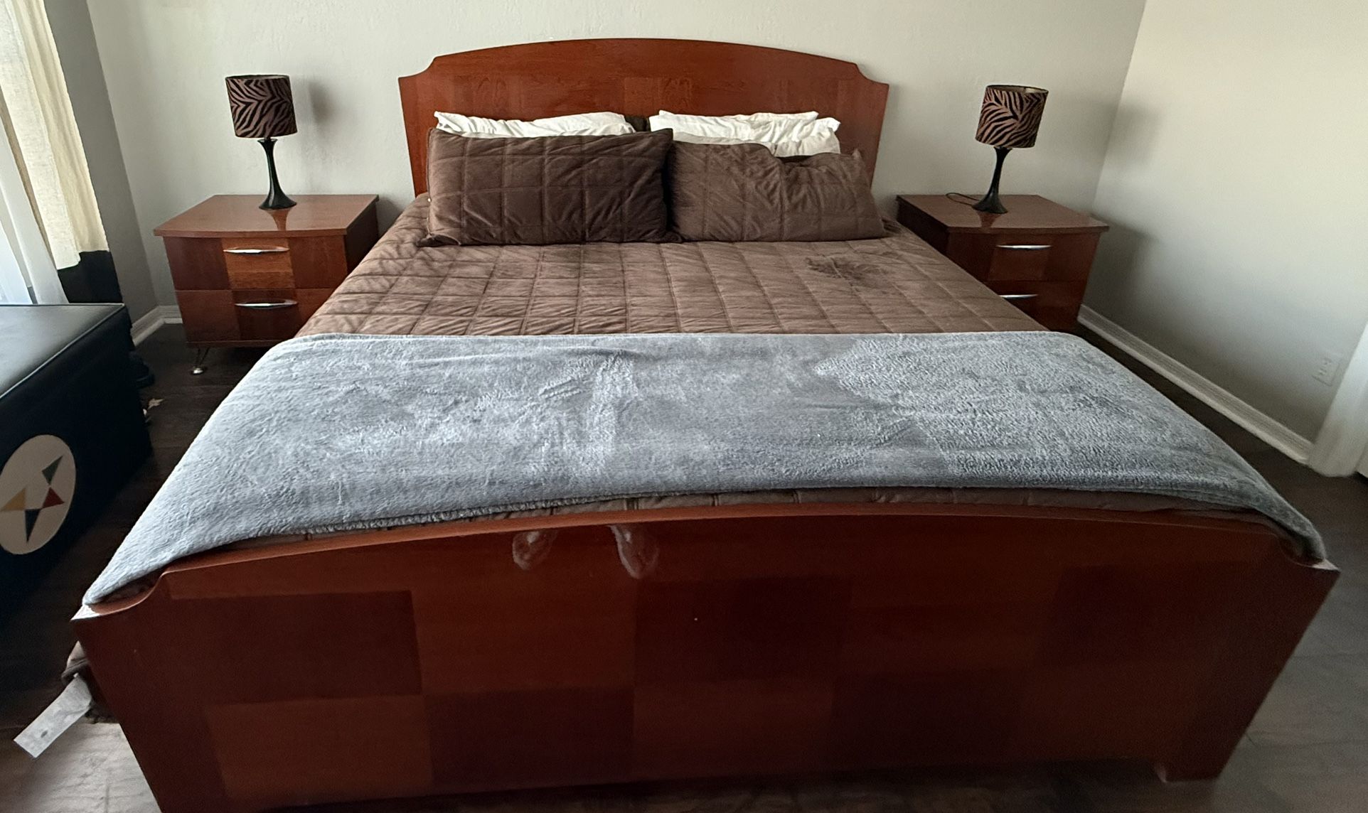 King Bedroom Set