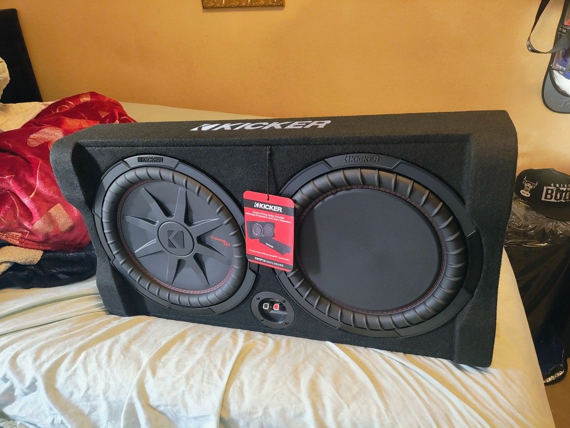 Kicker Comp RT 12" Down Firing Subwoofer Sistem. 1000 Watts.