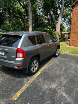 2011 Jeep compass latitude, 4 x 4