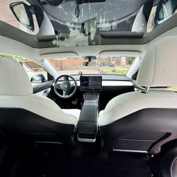 Tesla Model Y LR 59k