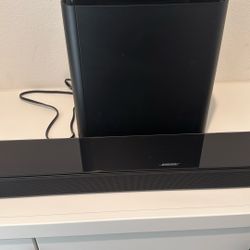 Bose 300 Soundbar And  Subwoofer 