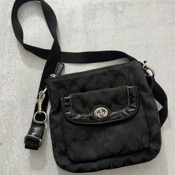 Black Small Coach Crossbody Purse 