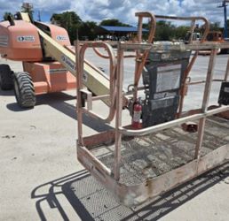 Boom Lift 40’ Telescopic 