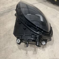 Porsche Macan GTS 2019 -21 R LED Faro