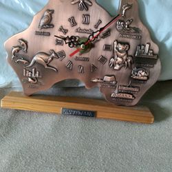 Australian Design Clock