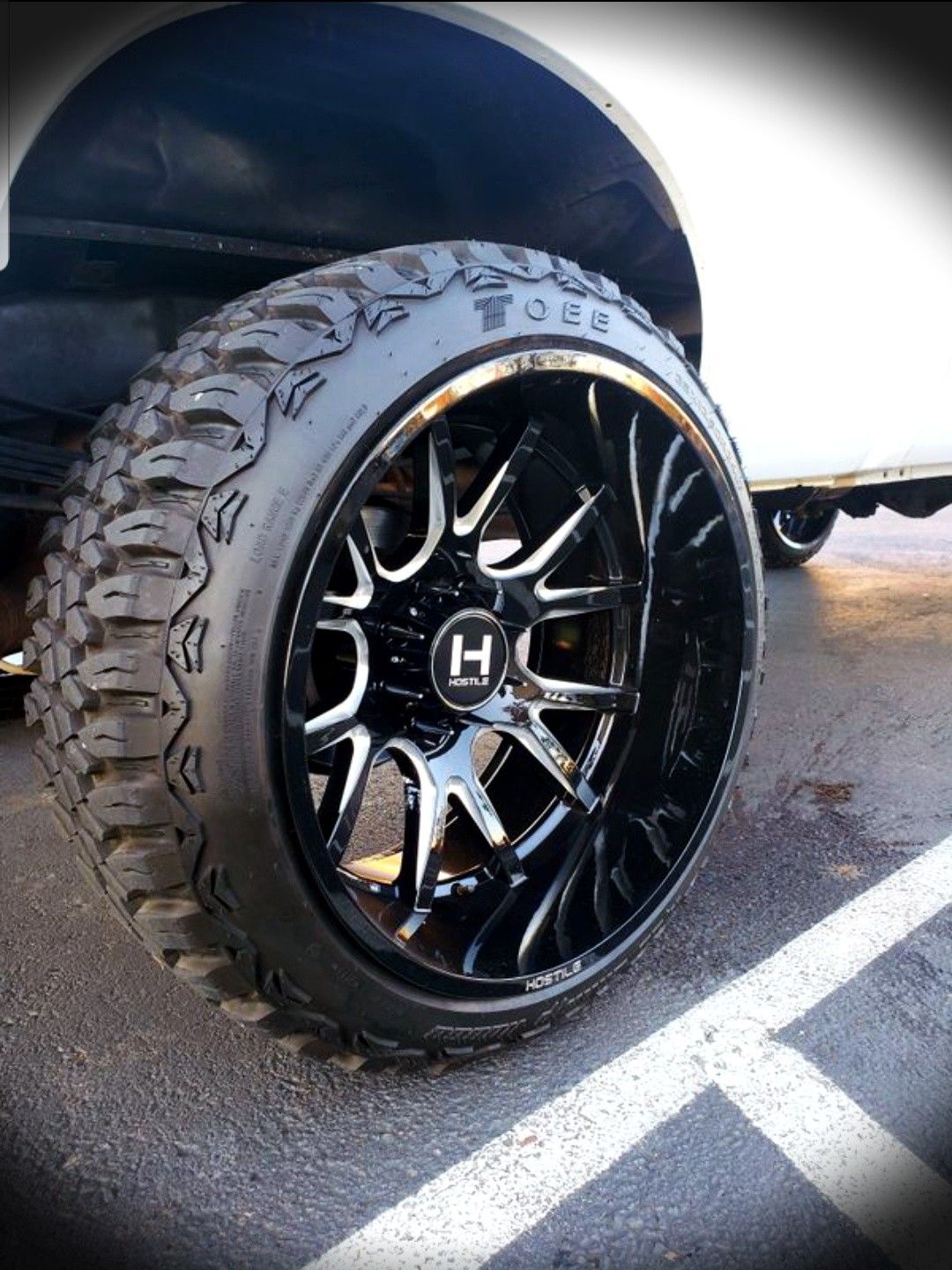 BRAND NEW - 24X14 Hostile Rage Wheels W/ 35x12.50x24 Tires - 8X170 Ford