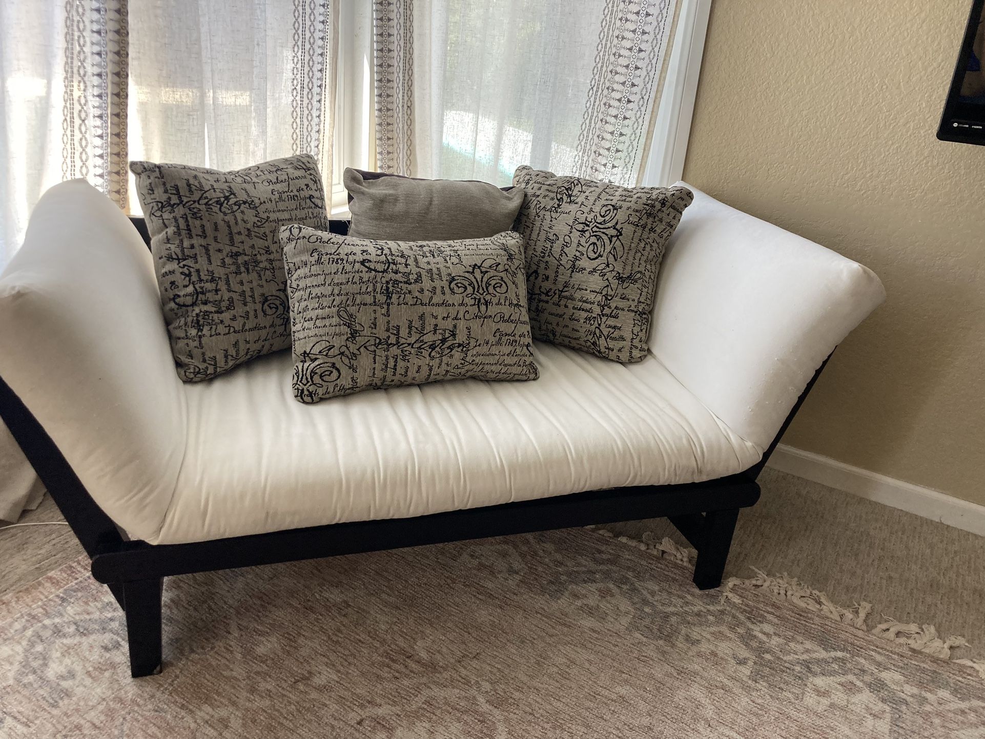 Loveseat (Futon Daybed)