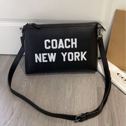 Coach Relay portable shoulder bag CU107