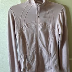 Strawberry Milkshake LULULEMON Define Jacket 