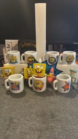 Lot of 7 SpongeBob SquarePants Mini Mug Cups 2002 Viacom Ceramic