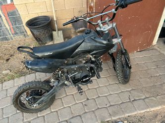 Black coolster 125cc