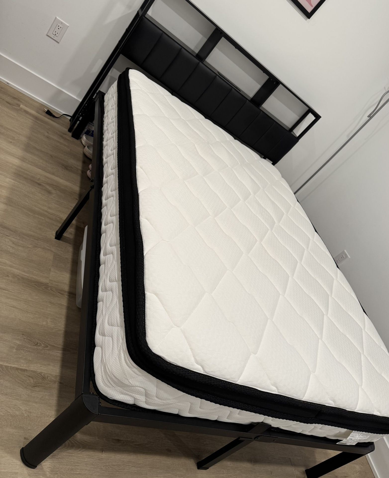 Full Size 10 inch Hybrid Mattress, Bed Frame,  and Headboard