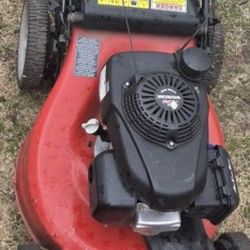 Husqurvna Commercial Mower ( AWD) Honda Power 