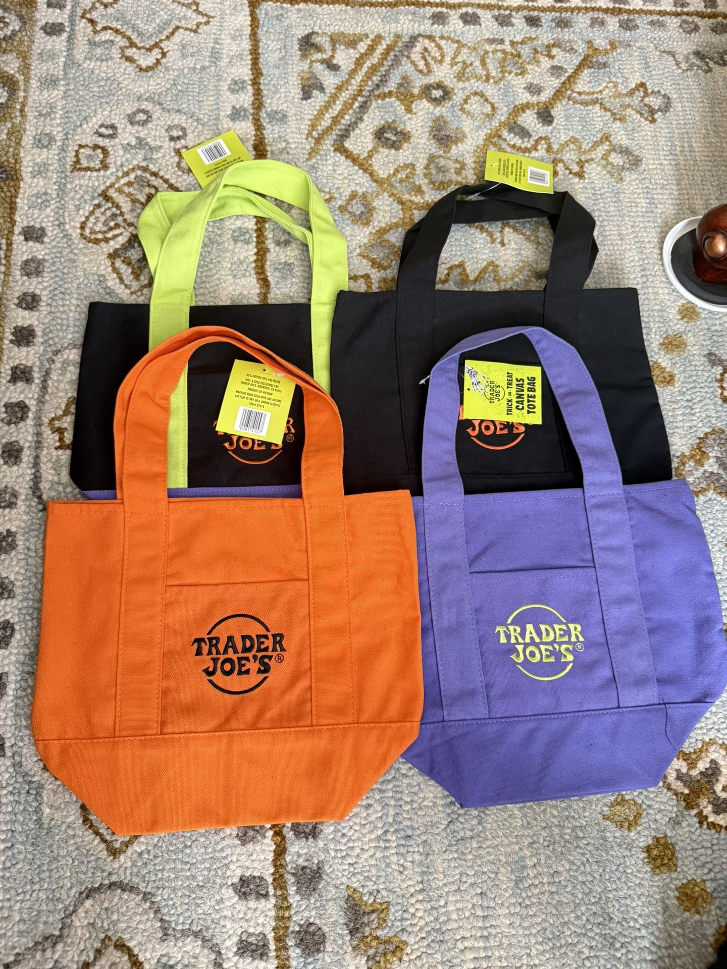 trader joe's mini halloween tote bags (fall)