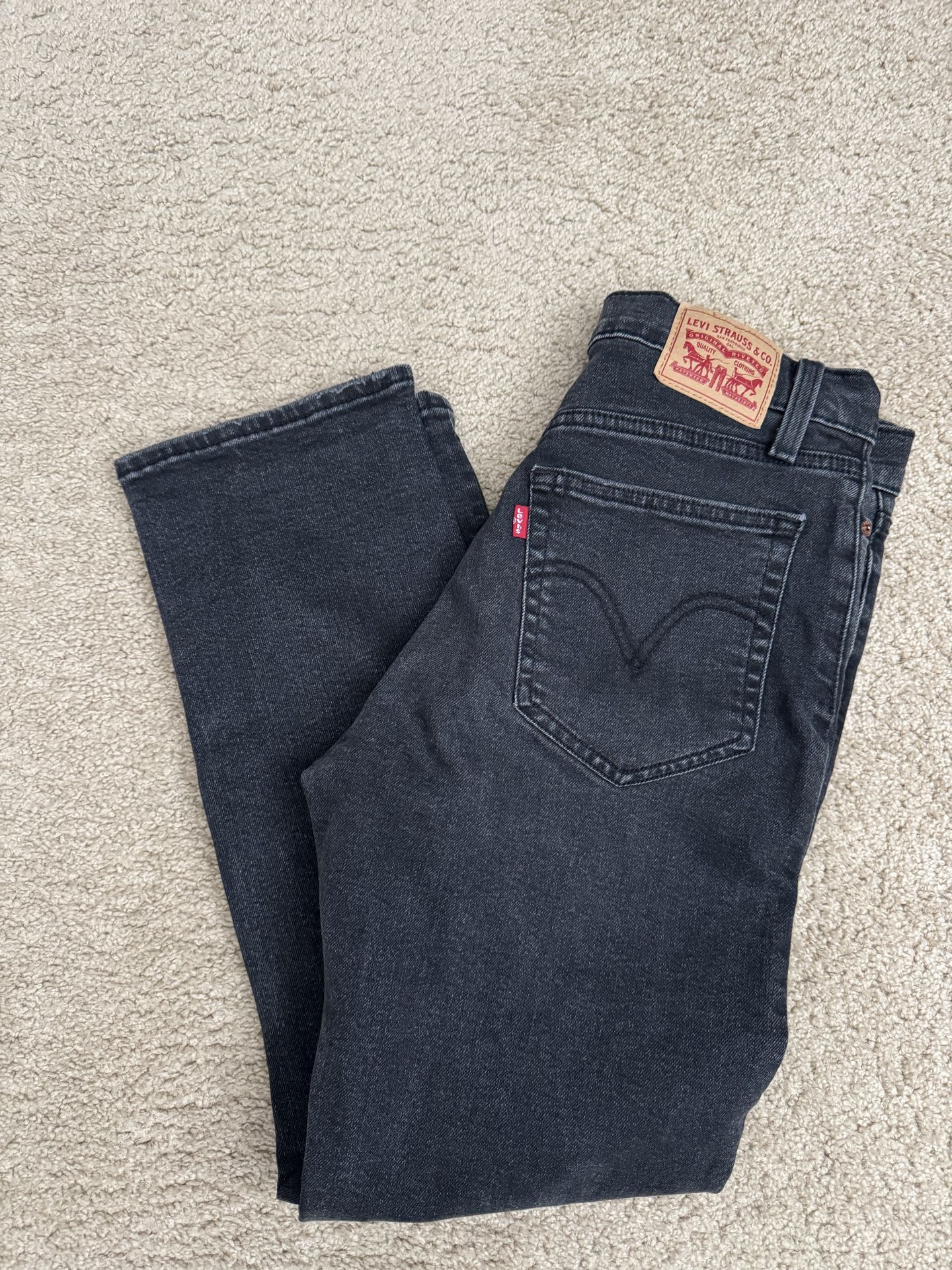 Levi’s wedgie jeans