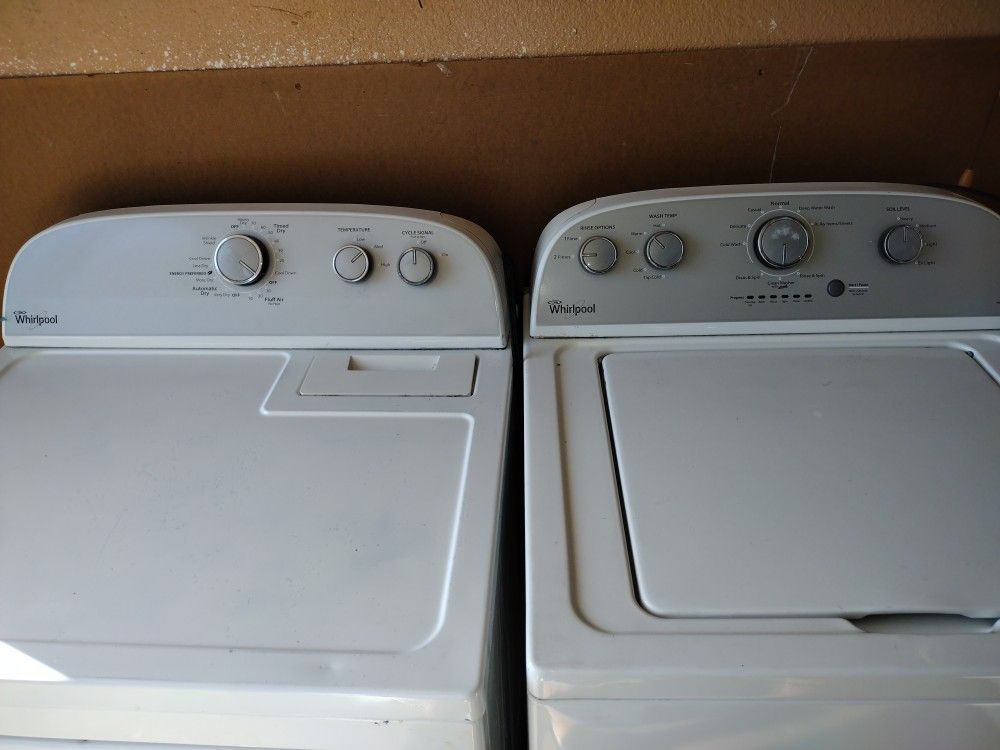 Whirlpool Washer And Gas Dryer