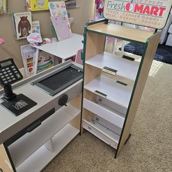 Melissa and Doug pretend grocery store