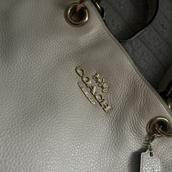 NWT Coach Jes Tote bag