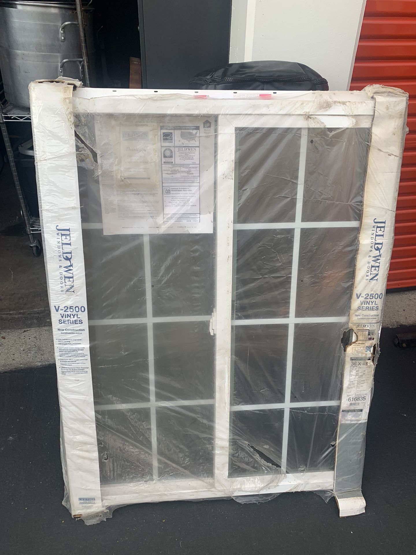 Jeld Wen V-2500 Vinyl Series Window