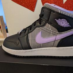Air Jordan 1 Lilac Size 6.5y