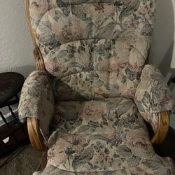 Rocking Chair With Ottoman