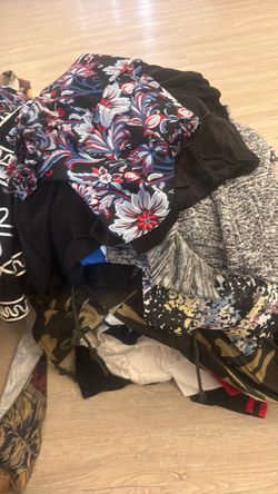 Mixed Clothing Bundle Lot
