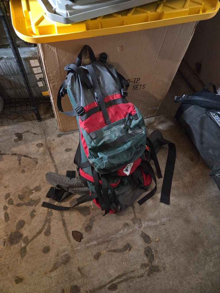 REI Hiking Back Pack. Hardly Used