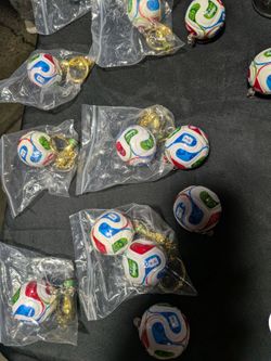 FIFA 2026 KEYCHAINS !!