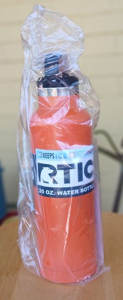 RTIC TANGERINE ORANGE 20 OZ. WATER BOTTLE. BRAND NEW IN BOX. NEVER USE - $18 (Washington Park, i25 and Alameda, Denver)