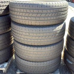 265 60 18 Michelin Primacy Set of 4 Used in Excellent Condition