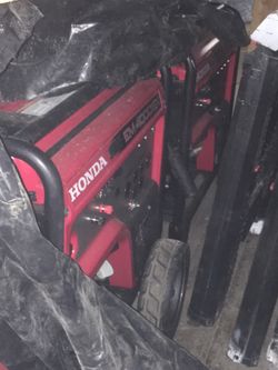 Honda EM4000SX Power Generator.