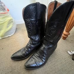 Size 9M Black Leather Boots (Lucchese)