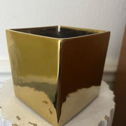 Gold Mirror Square Centerpieces 5.5 In x 5.5 In