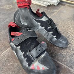 LA SPORTIVA Tarantula bouldering shoes size 8.5/10