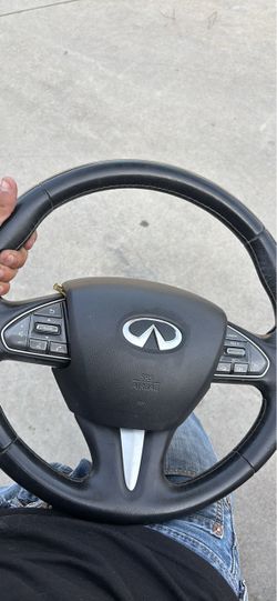 Q50 steering wheel