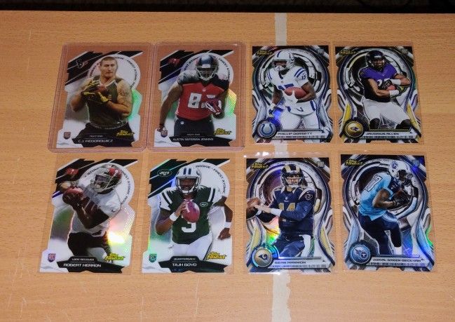 Tons Of Sports Cards For Sale RC's, Refractor Cards, HOF PLAYERS, SN Cards