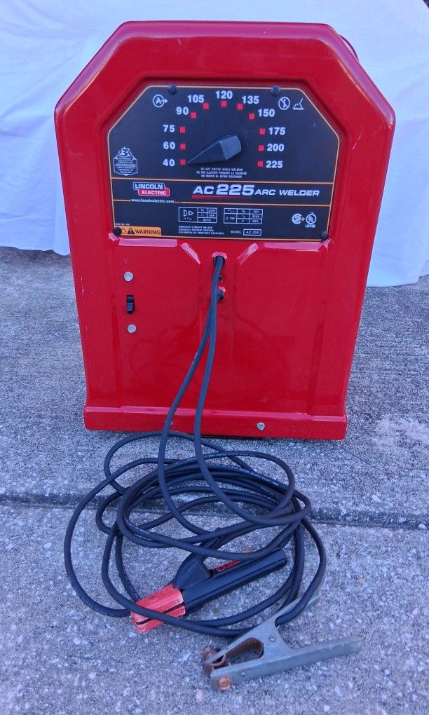 Lincoln Electric AC225 Arc/Stick Welder