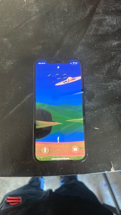 iPhone 12 color black